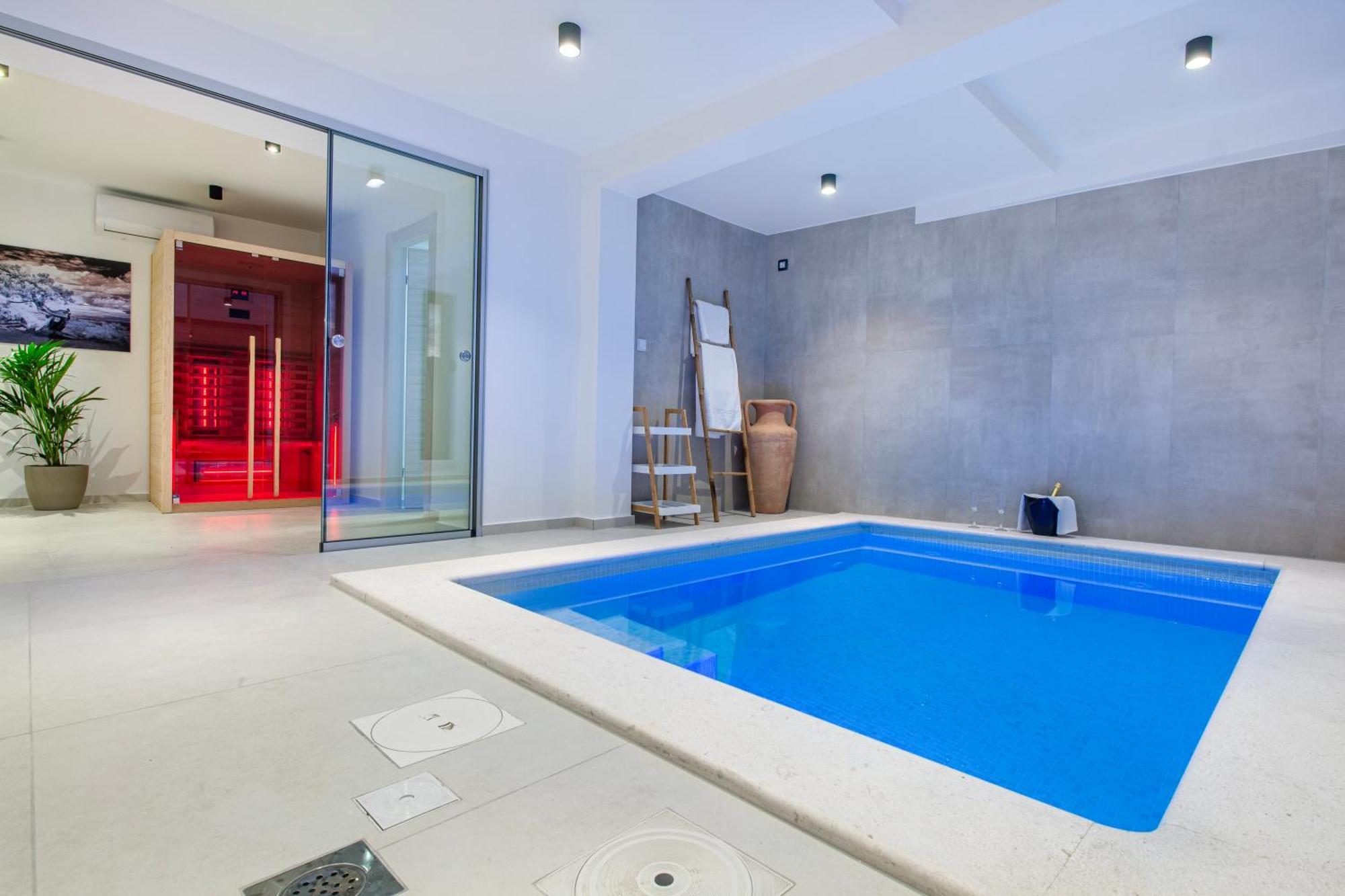 Seafront Villa Kupinica With Heated Pool Vinisce ภายนอก รูปภาพ